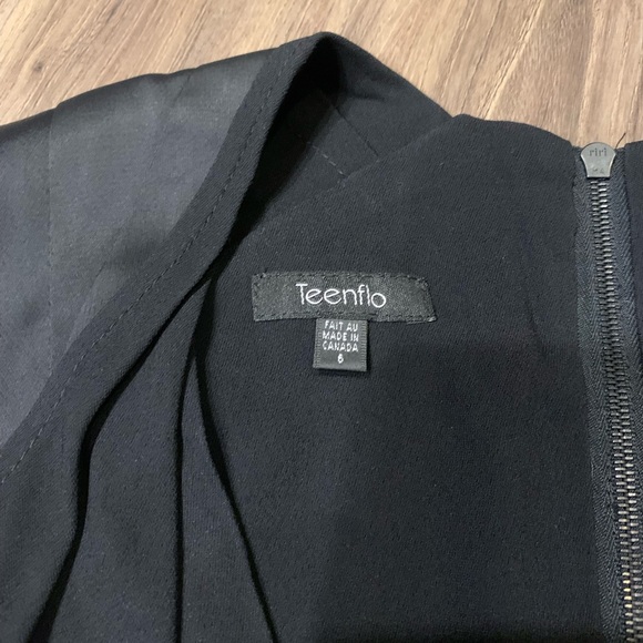 Beautiful Elegant Dress - Picture 2 of 5